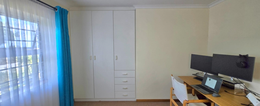 3 Bedroom Property for Sale in Kleinbaai Western Cape